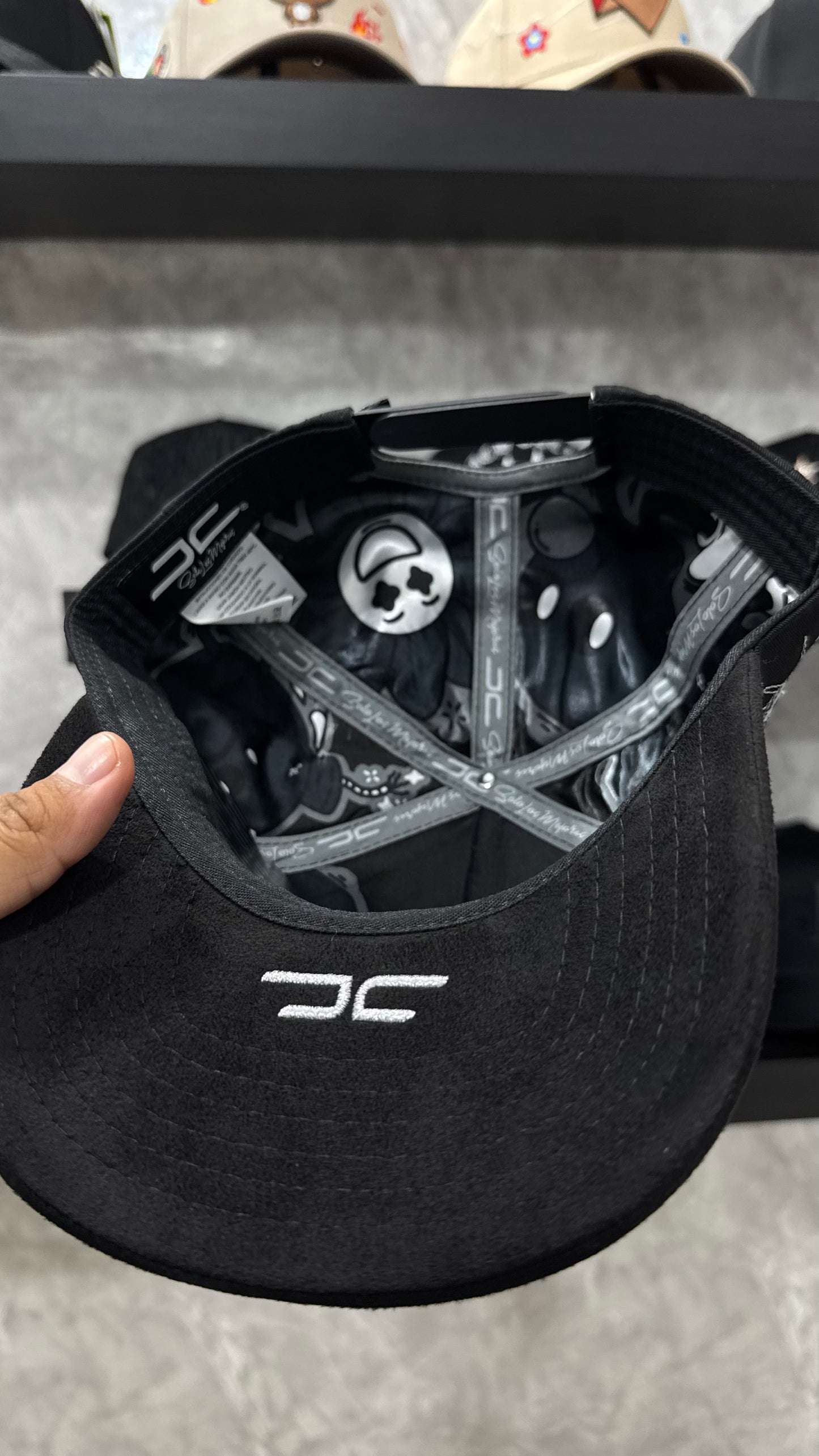 JC HATS “EMOTION”