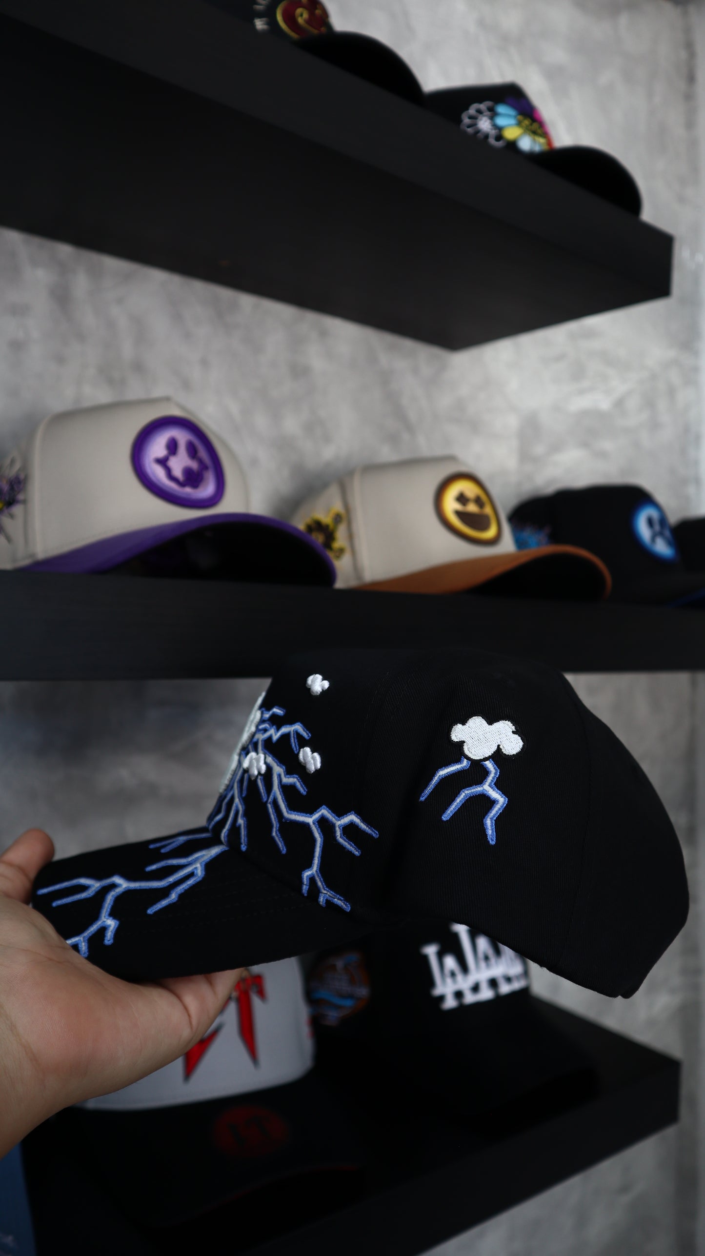 31 HATS “THUNDER”