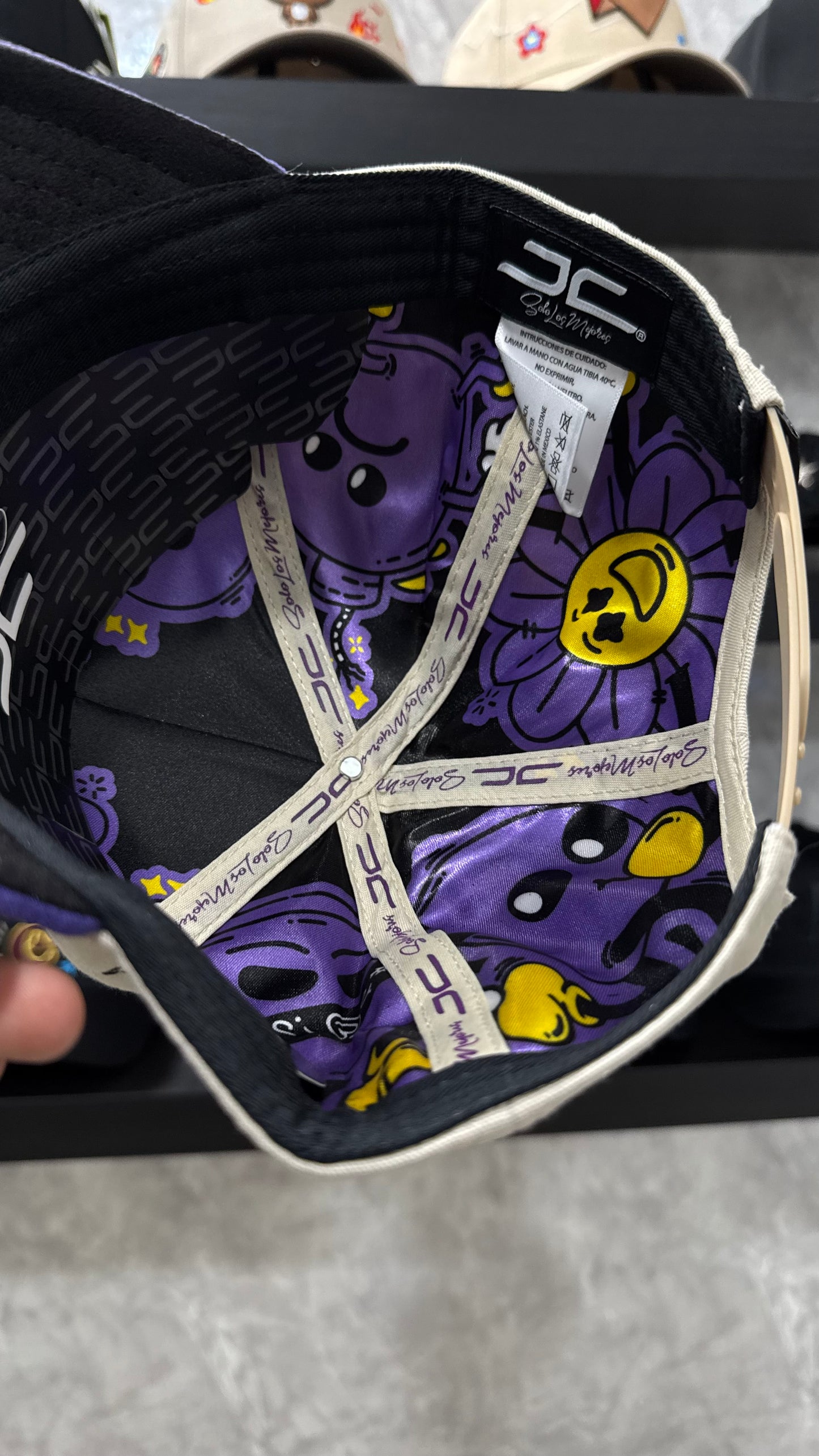 JC HATS “EMOTION”