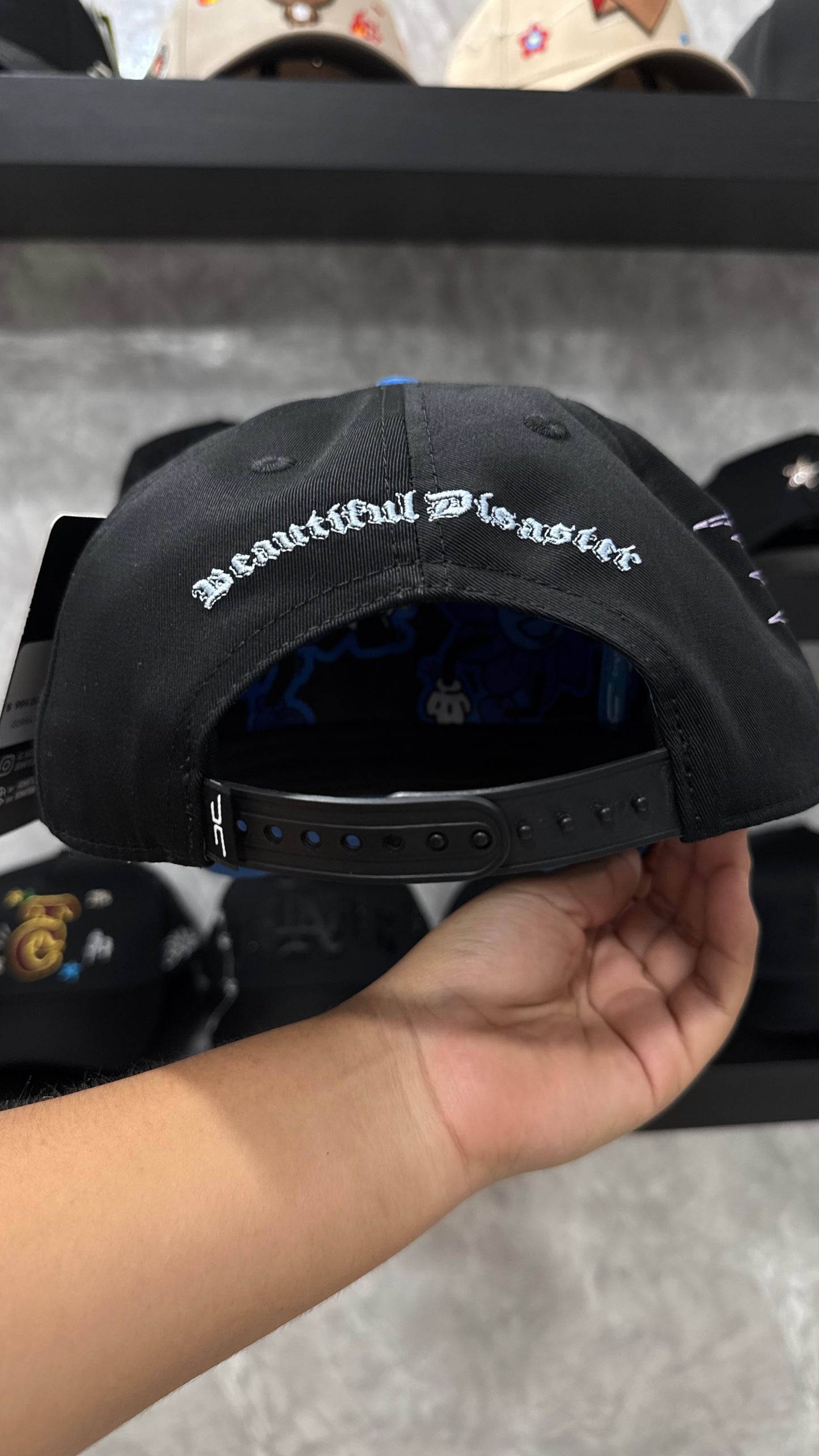 JC HATS “EMOTION”