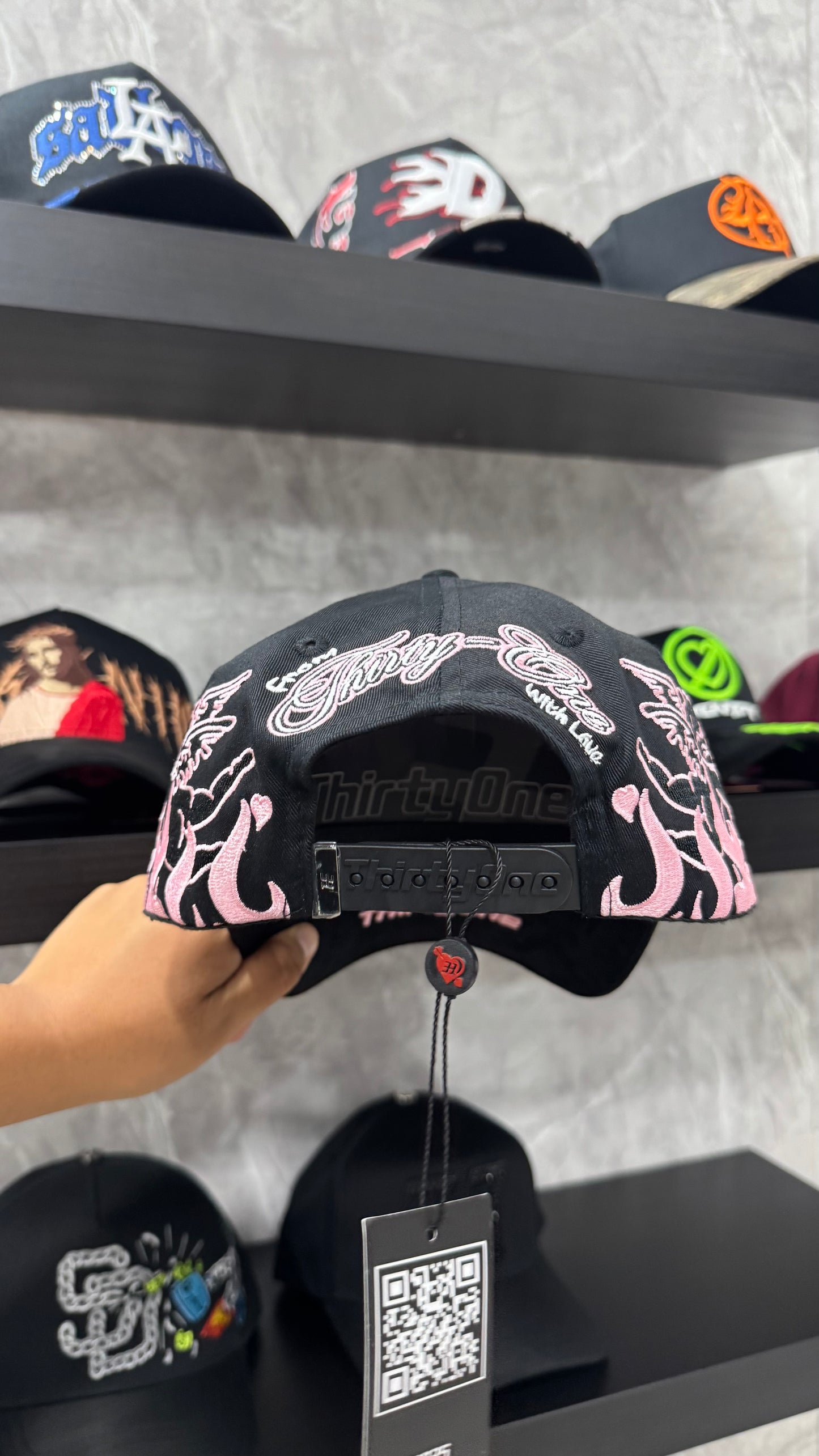 31 HATS “NY PEARLS LOVER CLUB” FULL SET