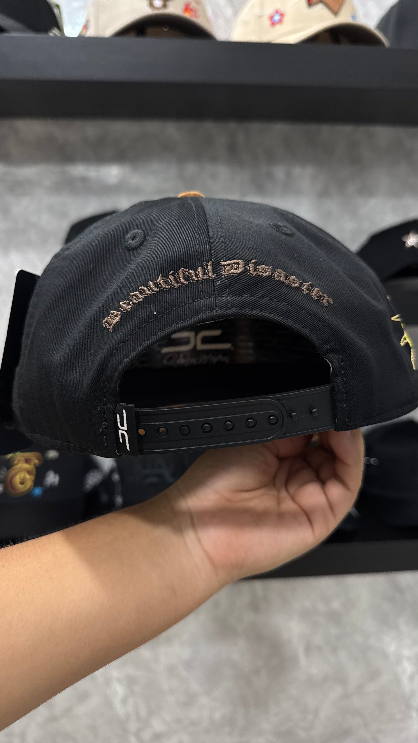 JC HATS “EMOTION”