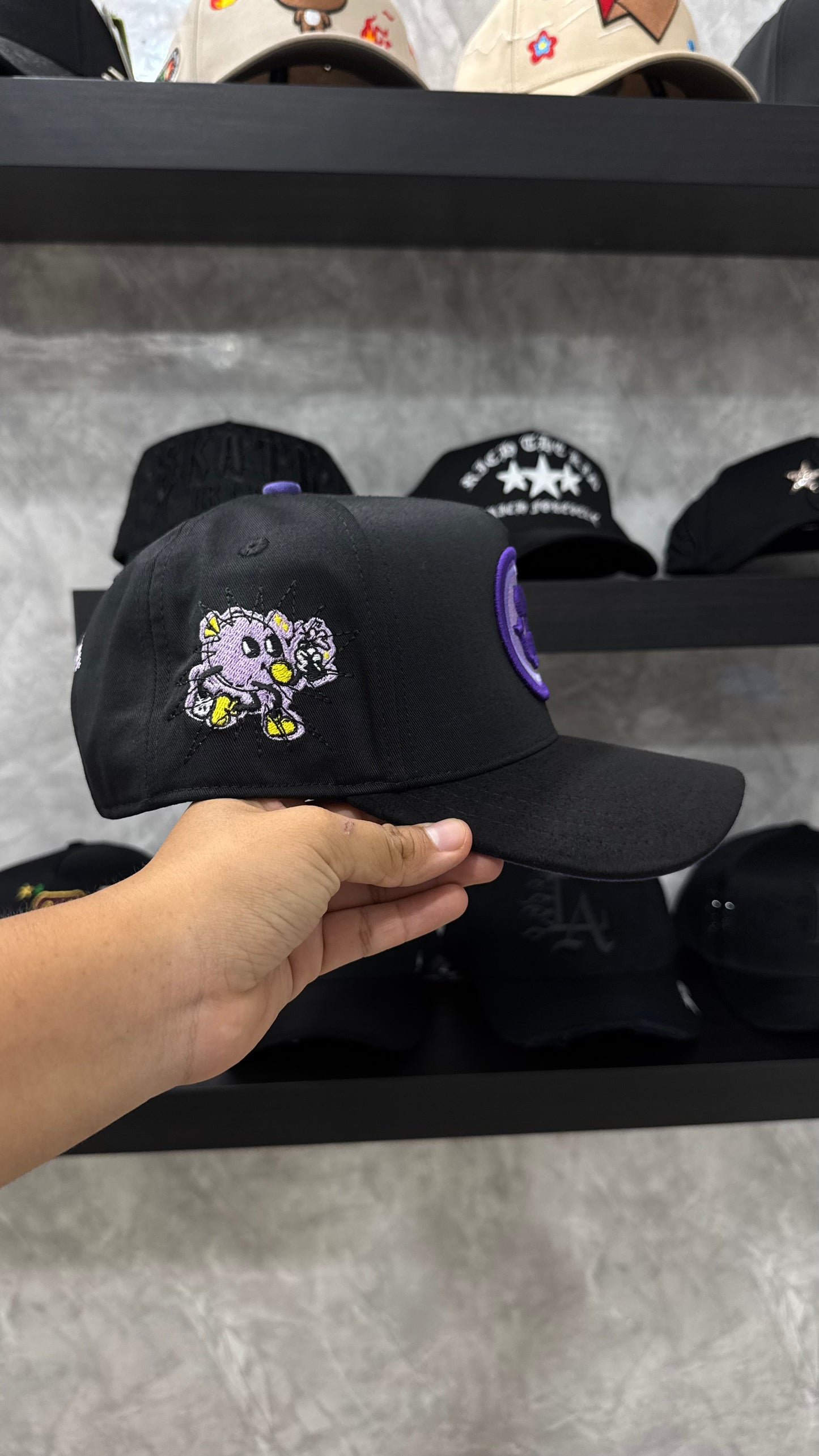JC HATS “EMOTION”