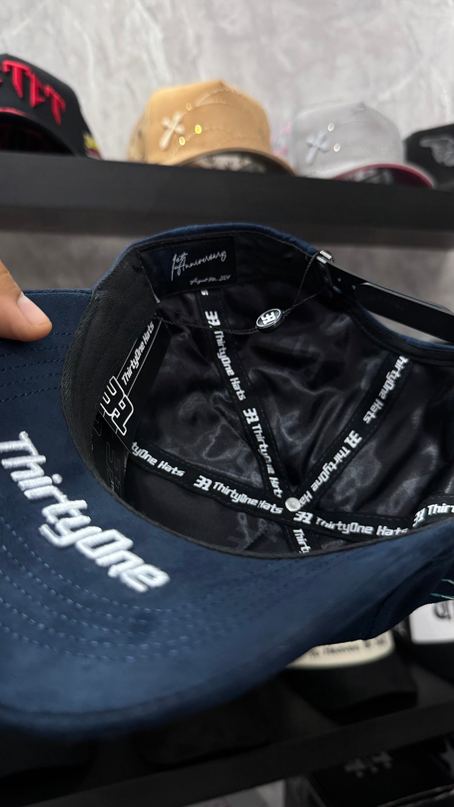 31 HATS “1 ANIVERSARIO”