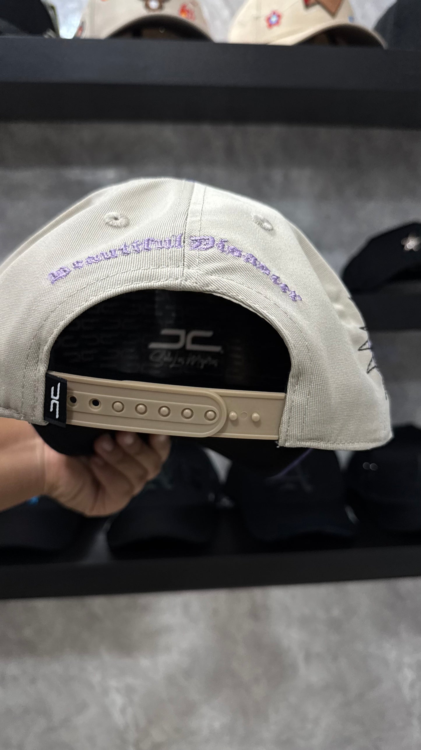 JC HATS “EMOTION”