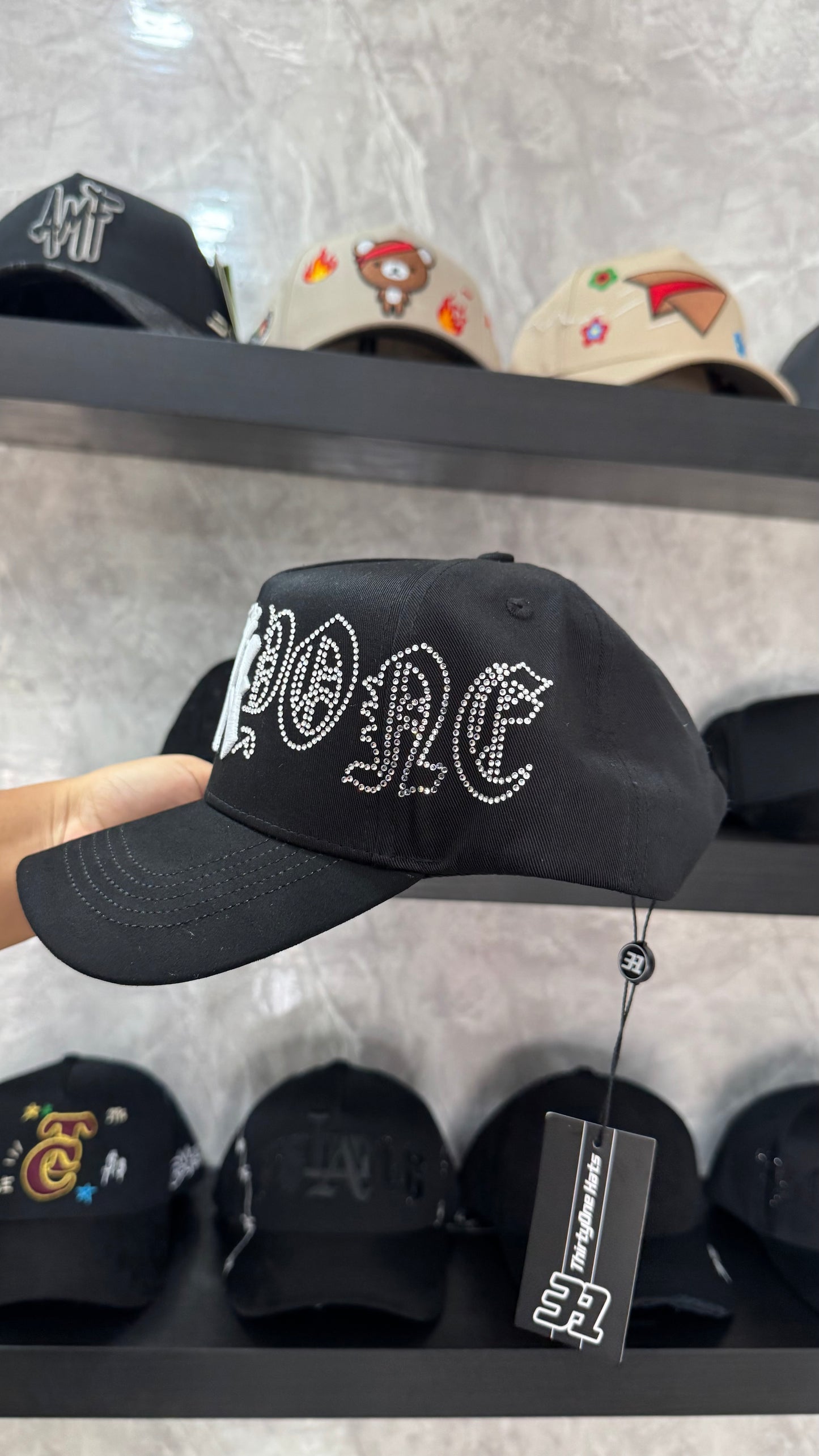 31 HATS “CRYSTALS WHITE”