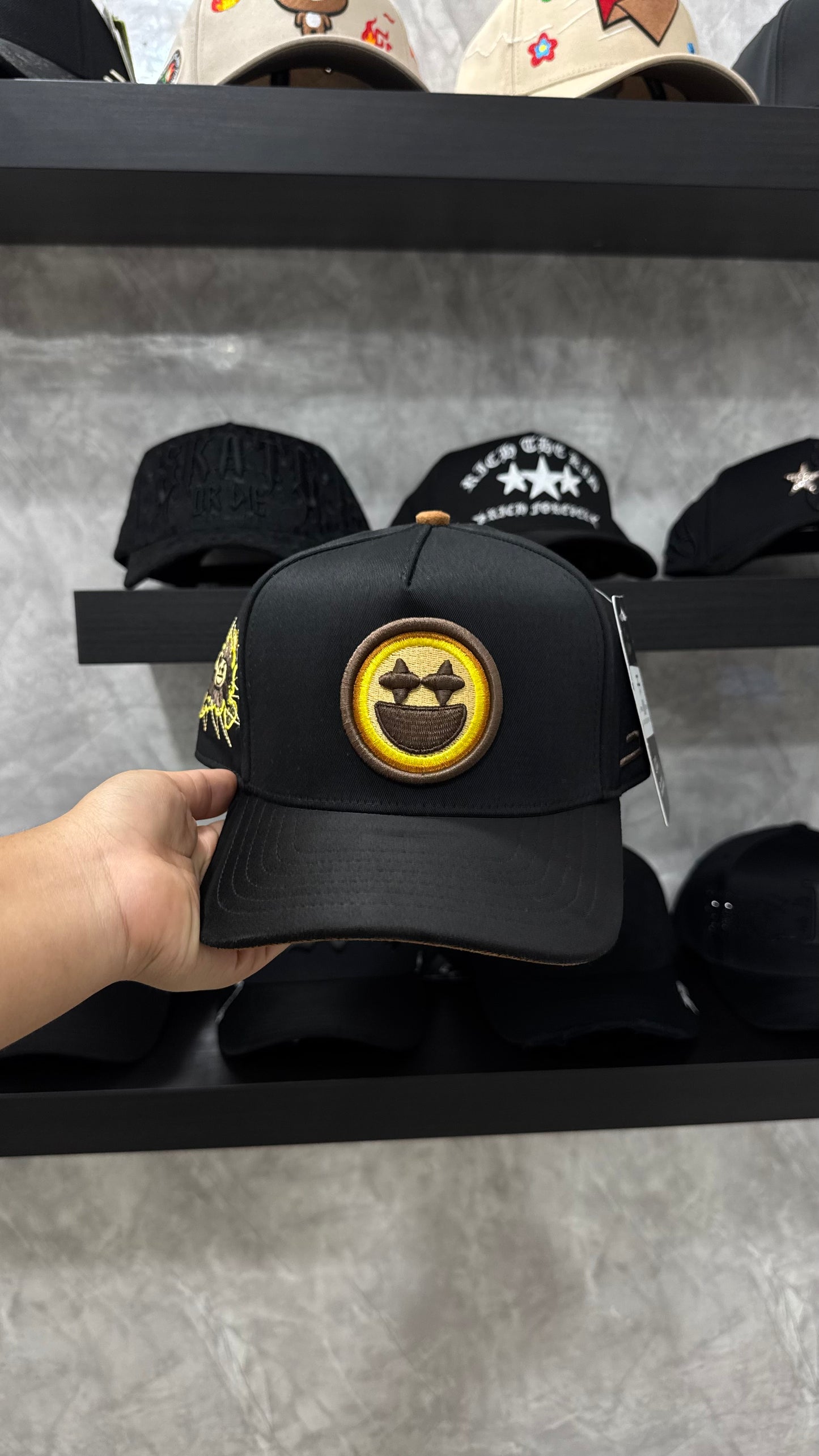 JC HATS “EMOTION”