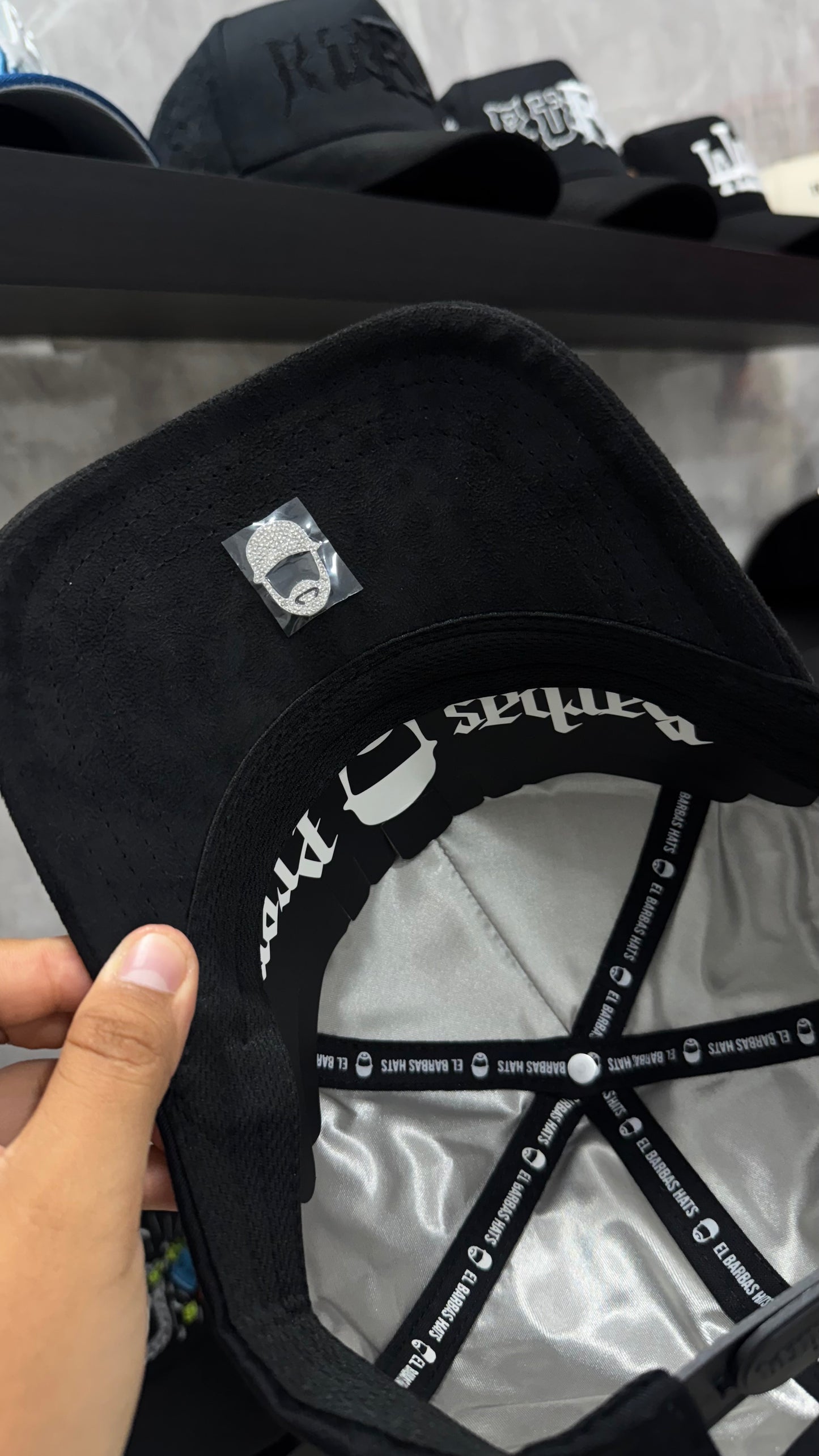 BARBAS HATS “77”
