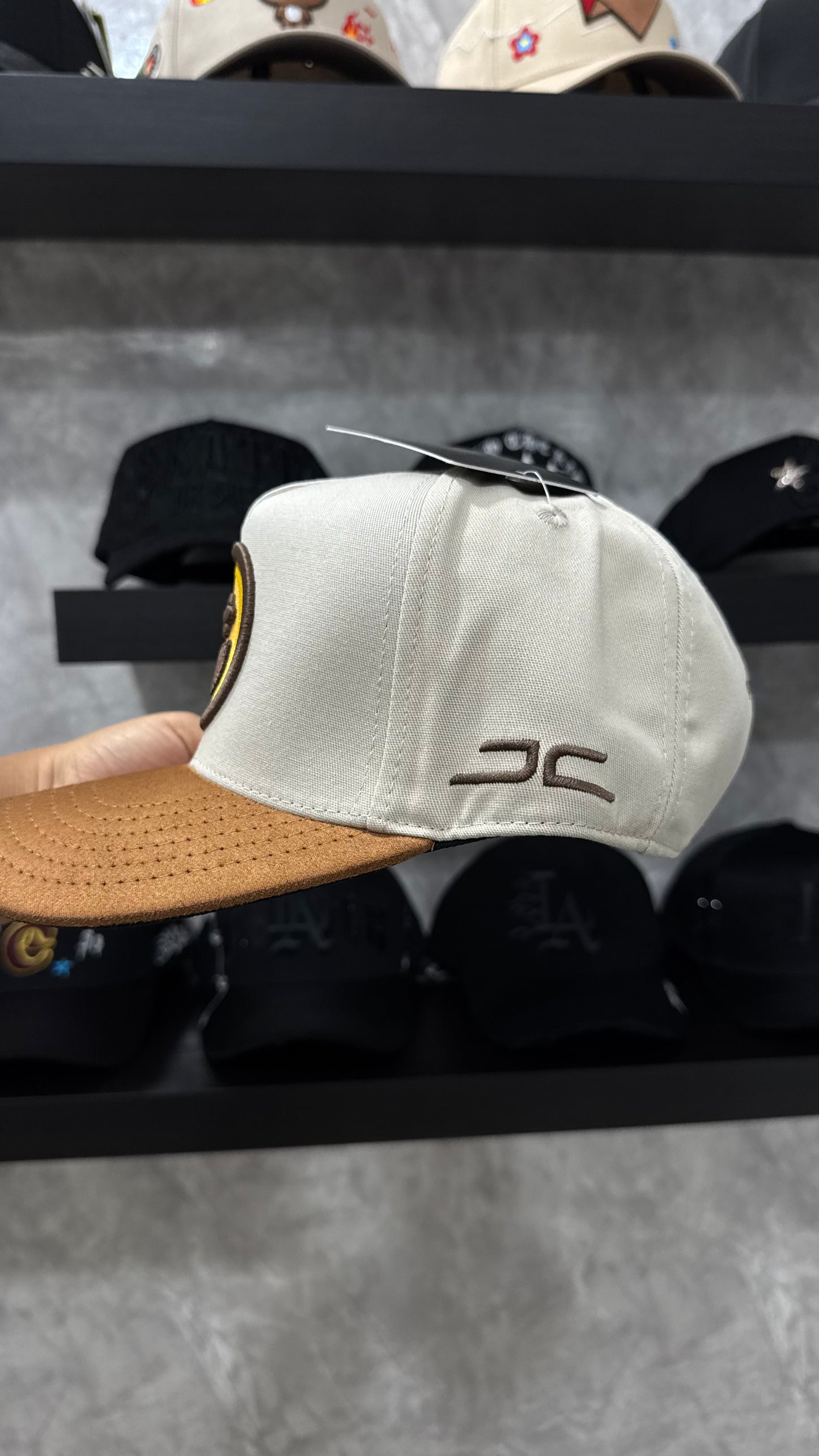 JC HATS “EMOTION”