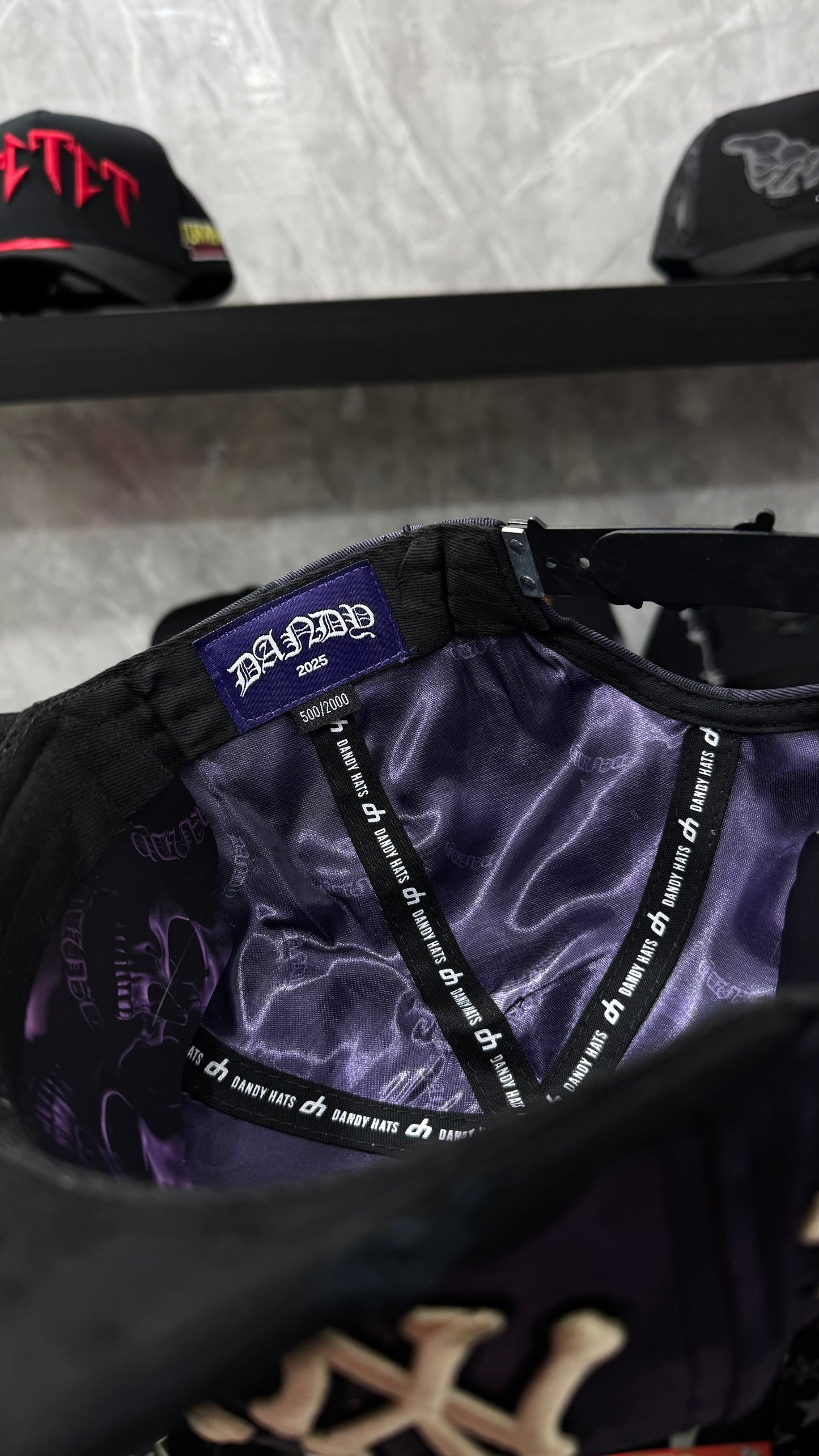 DANDY HATS “NY SKELLY” (INCLUYE CAJA) ENUMERADA 500/2000