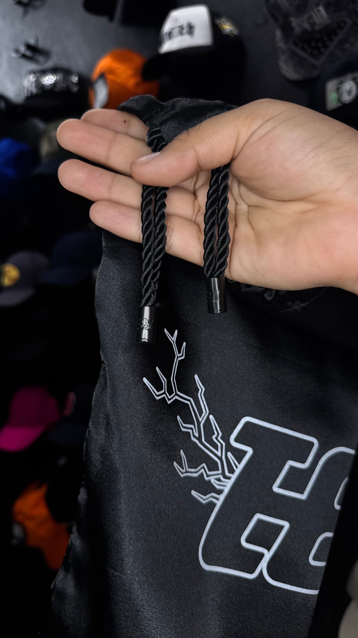 31 HATS “ LA ELECTRIC”