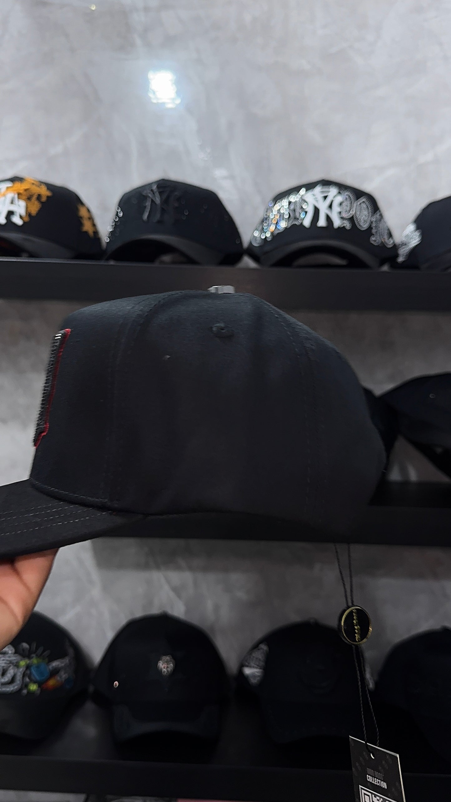 BIGG BOSS "AMIRI ROJO"