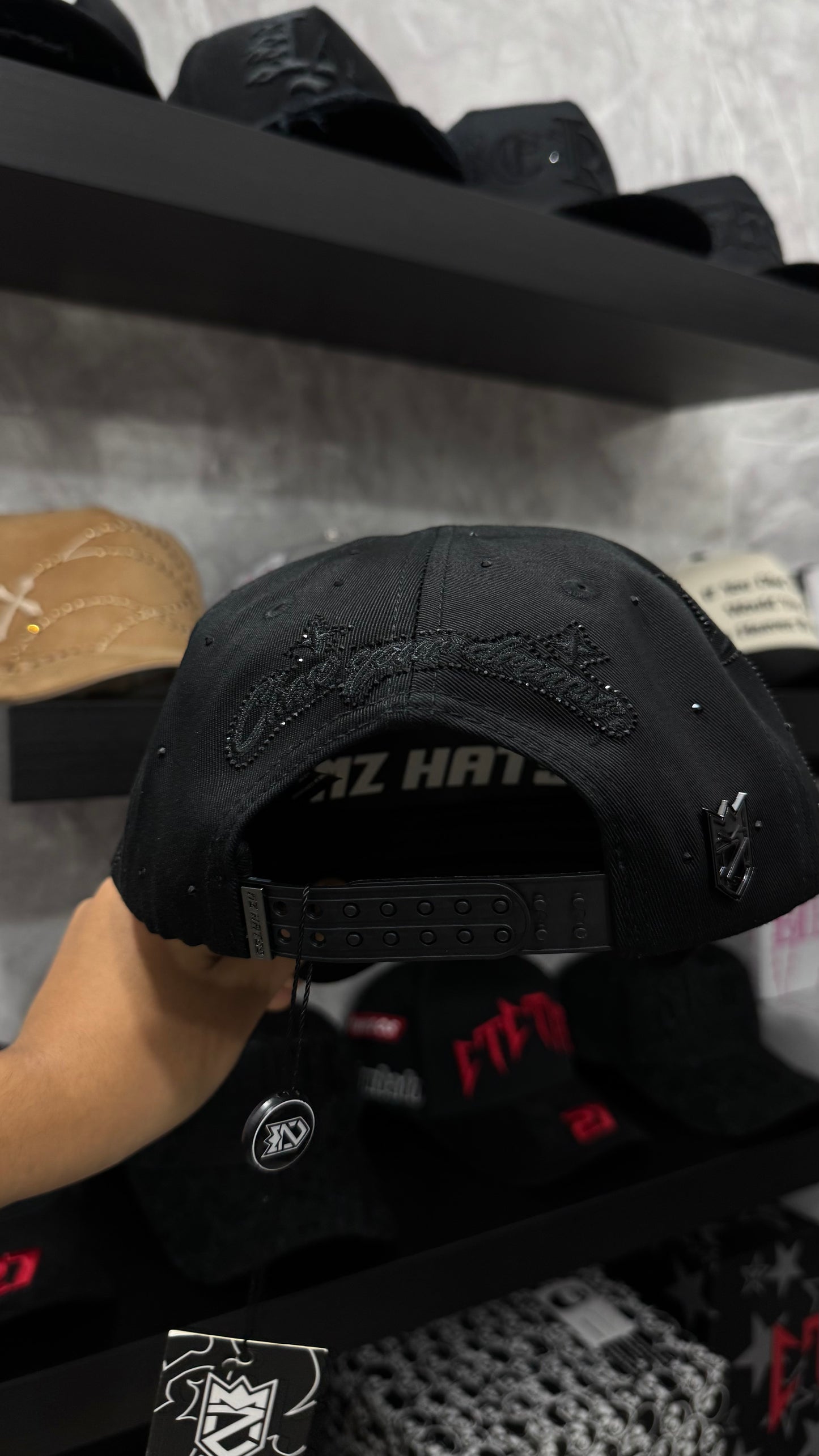 MZ HATS “THE WORLD IS YOURS”