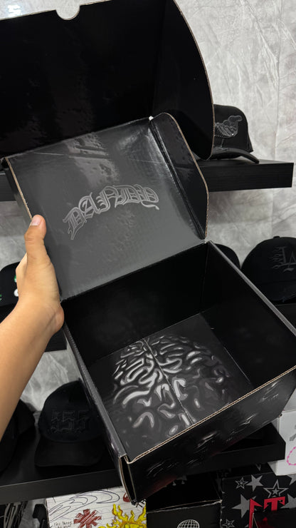 DANDY HATS “NY SKELLY” (INCLUYE CAJA) ENUMERADA 500/2000