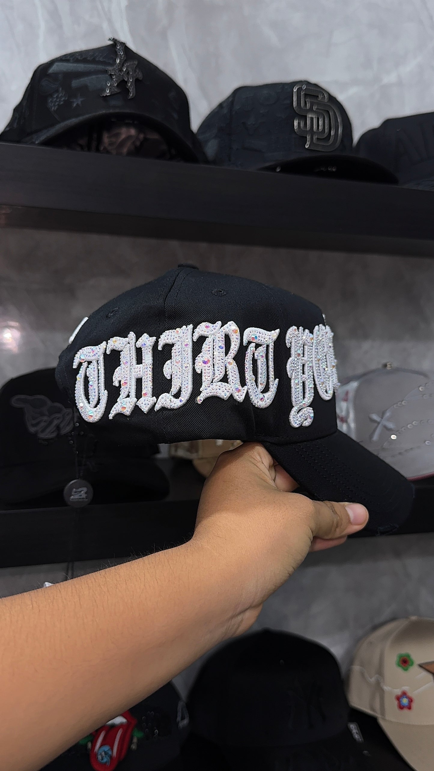 31 HATS “CONCRETE”