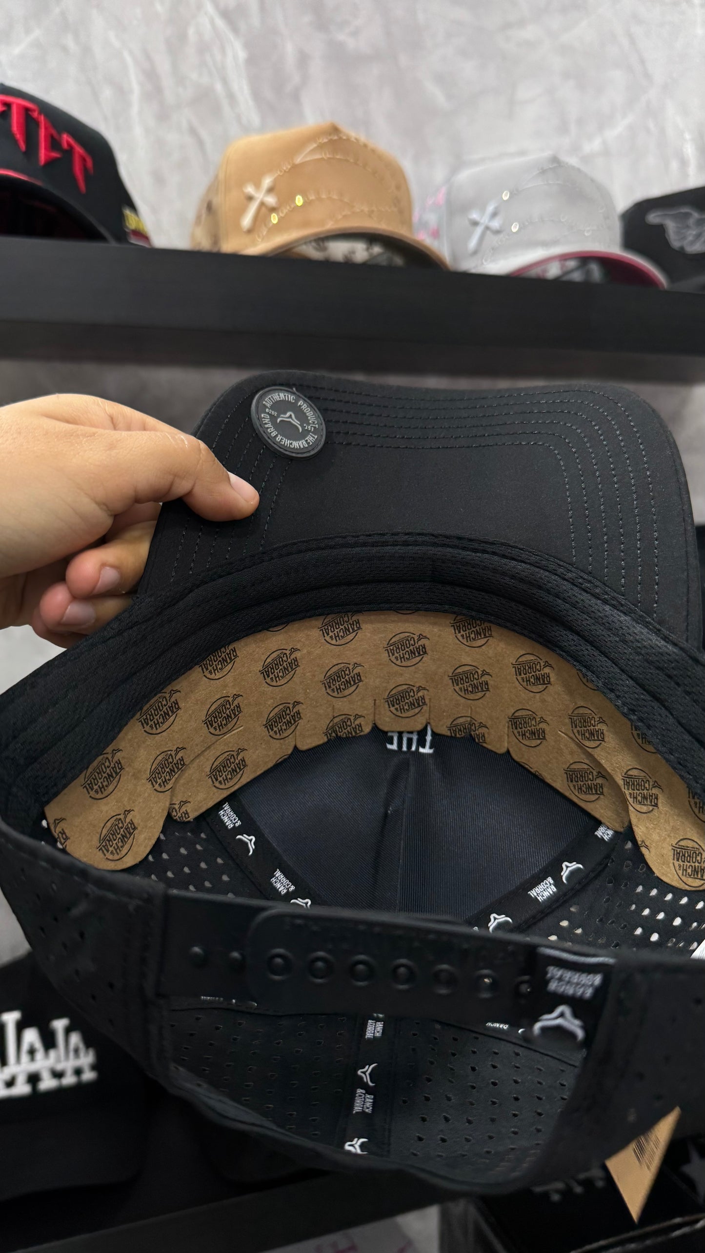 RANCH Y CORRAL “CLASSIC 37”