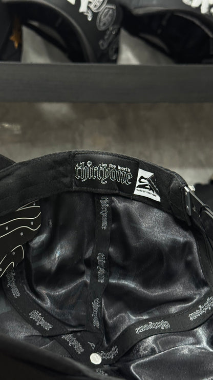 31  HATS "VS THE WORLD" ( INCLUYE CAJA Y CLIP)