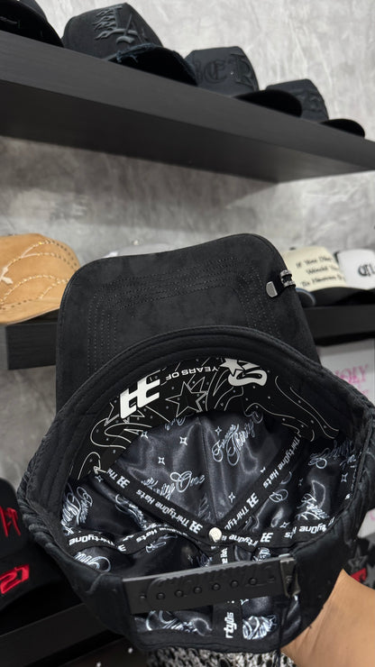 31 HATS "2 ANIVERSARIO FOREVER BLACK"