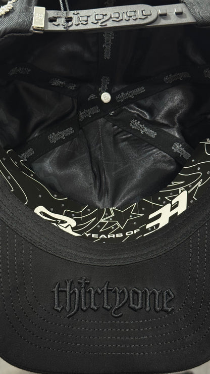 31  HATS "VS THE WORLD" ( INCLUYE CAJA Y CLIP)