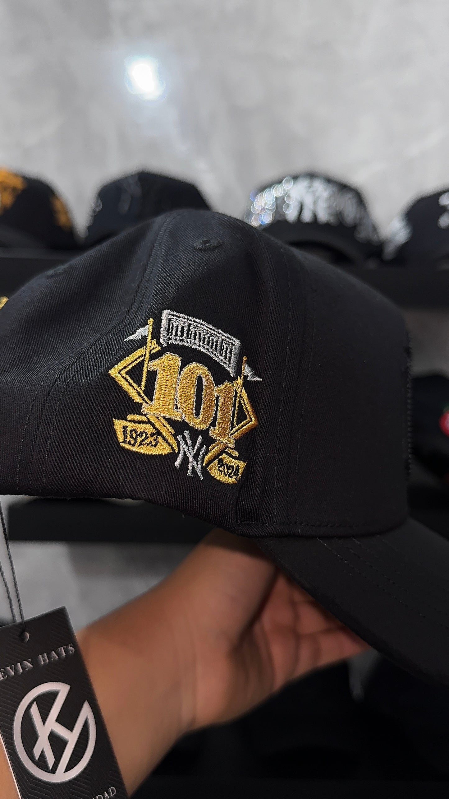 BIGG BOSS "NY DORADA"