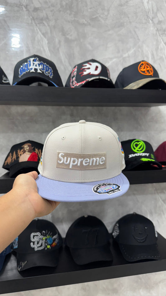SUPREME X NEW ERA “COLISEUM NEW YORK”