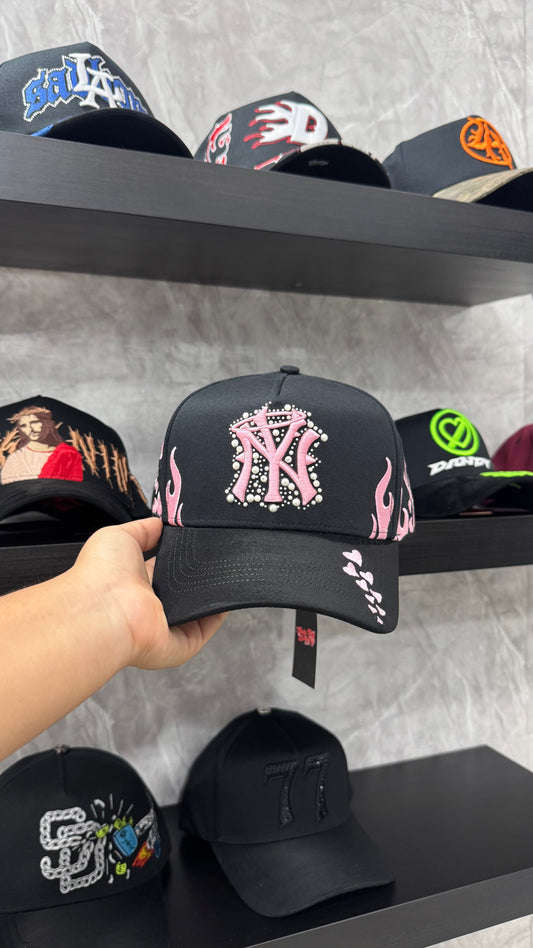 31 HATS “NY PEARLS LOVER CLUB” FULL SET