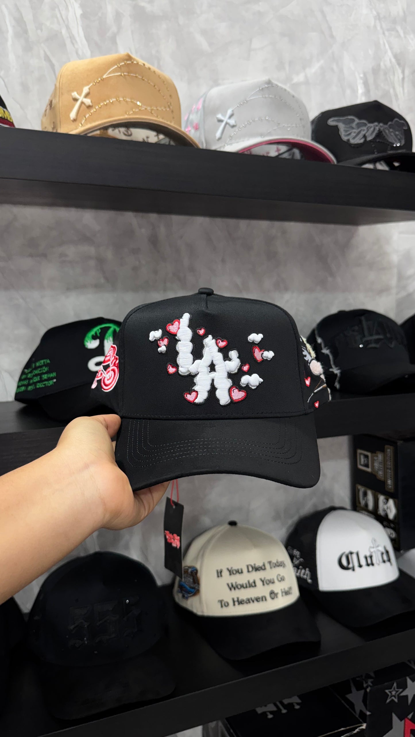 31 HATS “LA LOVE CLOUDS”