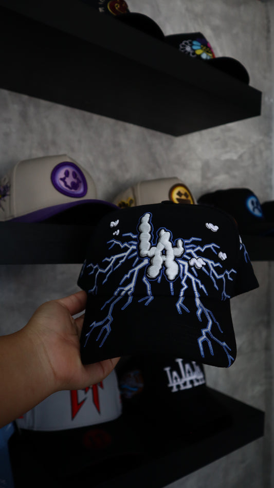 31 HATS “THUNDER”
